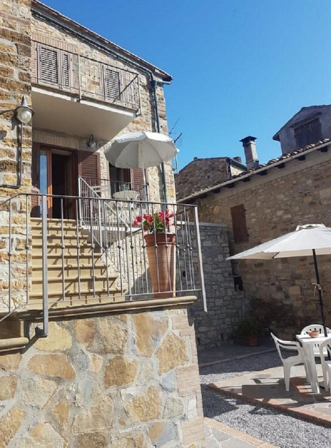 Beautiful Apartment With Exclusive Garden And Terrace Monteverdi Marittimo Exterior photo